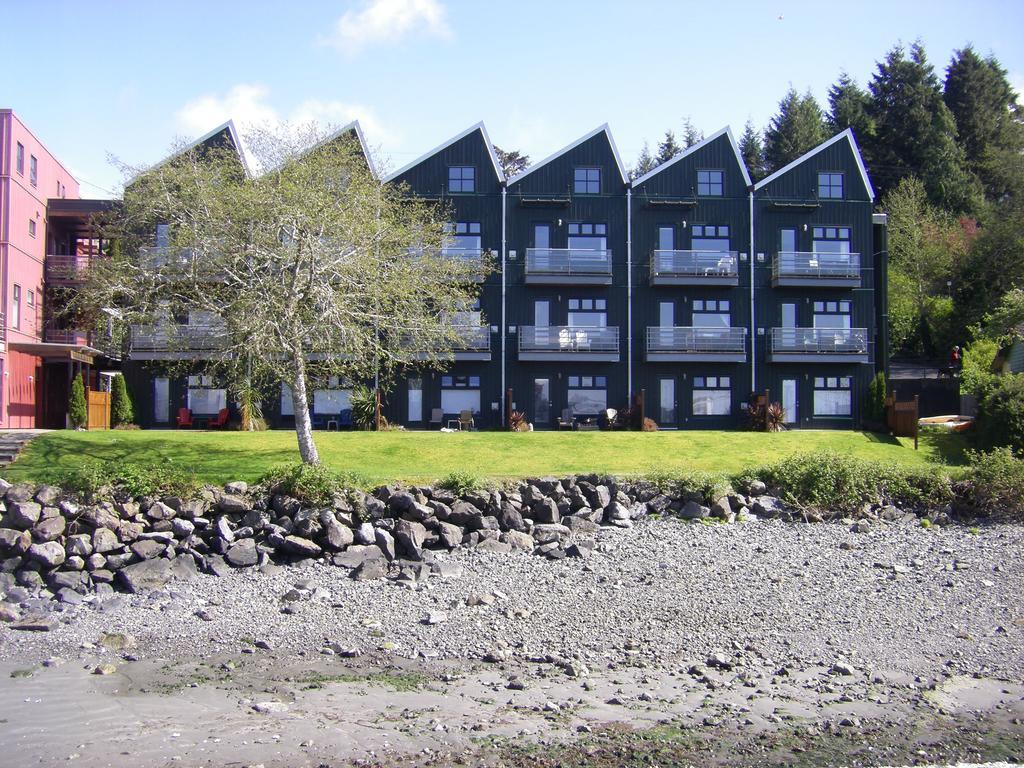 Island Village Properties At Fred Tibbs Tofino Luaran gambar