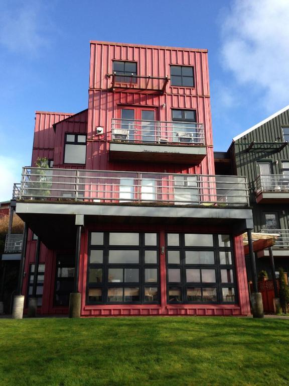 Island Village Properties At Fred Tibbs Tofino Bilik gambar