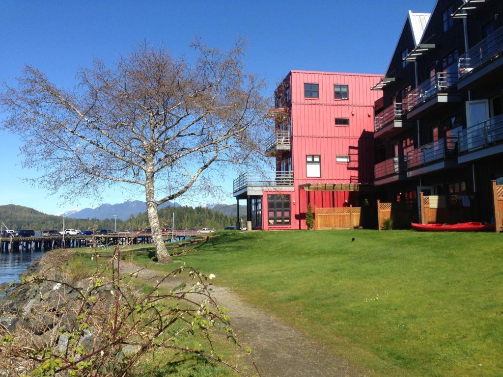 Island Village Properties At Fred Tibbs Tofino Luaran gambar